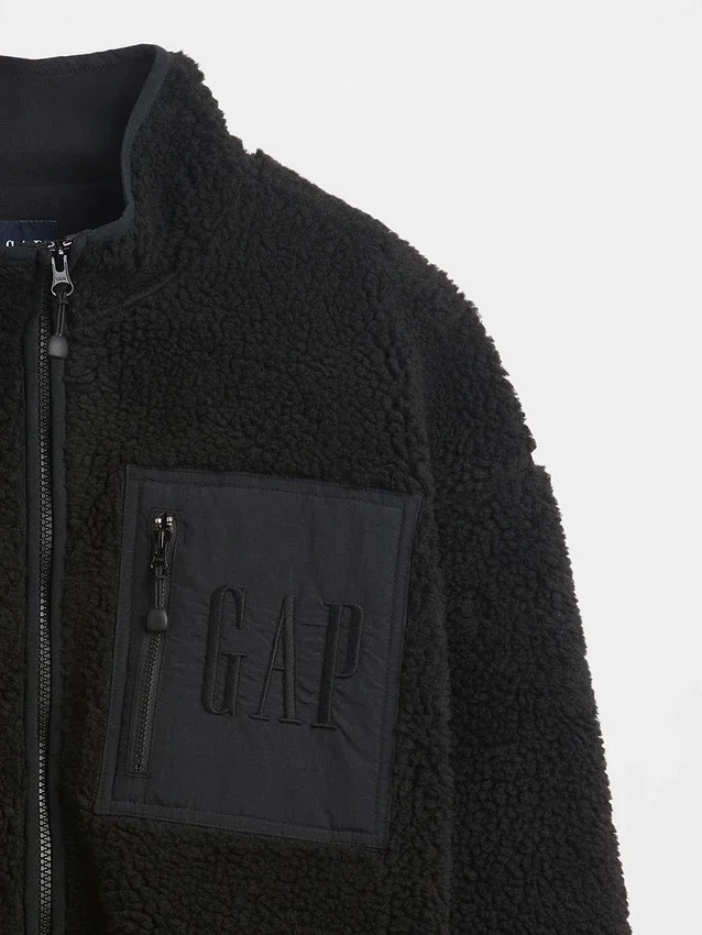 Chaqueta con cremallera de sherpa reciclado y logo extragrande
