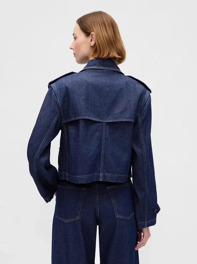 Chaqueta corta tipo trench de mezclilla ultrasuave