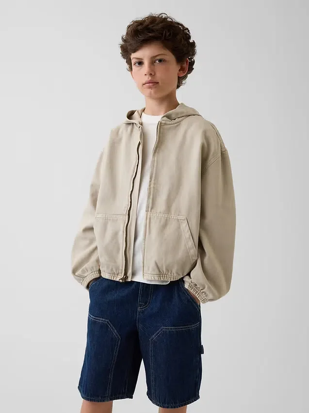 Chaqueta de mezclilla con capucha de corte holgado para niños