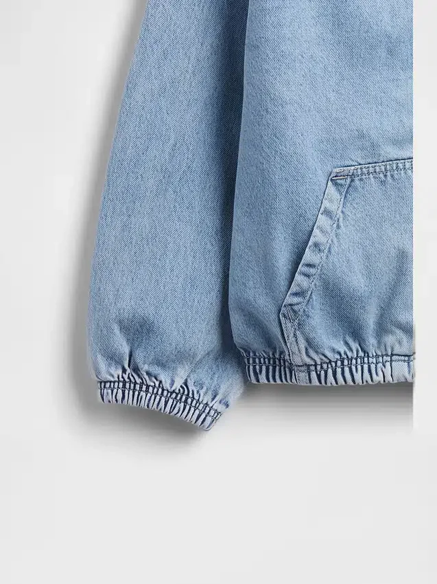 Chaqueta de mezclilla con capucha de corte holgado para niños