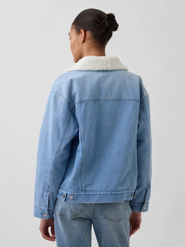 Chaqueta de mezclilla con cuello chal y forro de sherpa