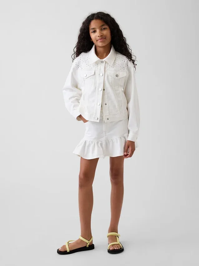 Chaqueta de mezclilla con ojales para niños