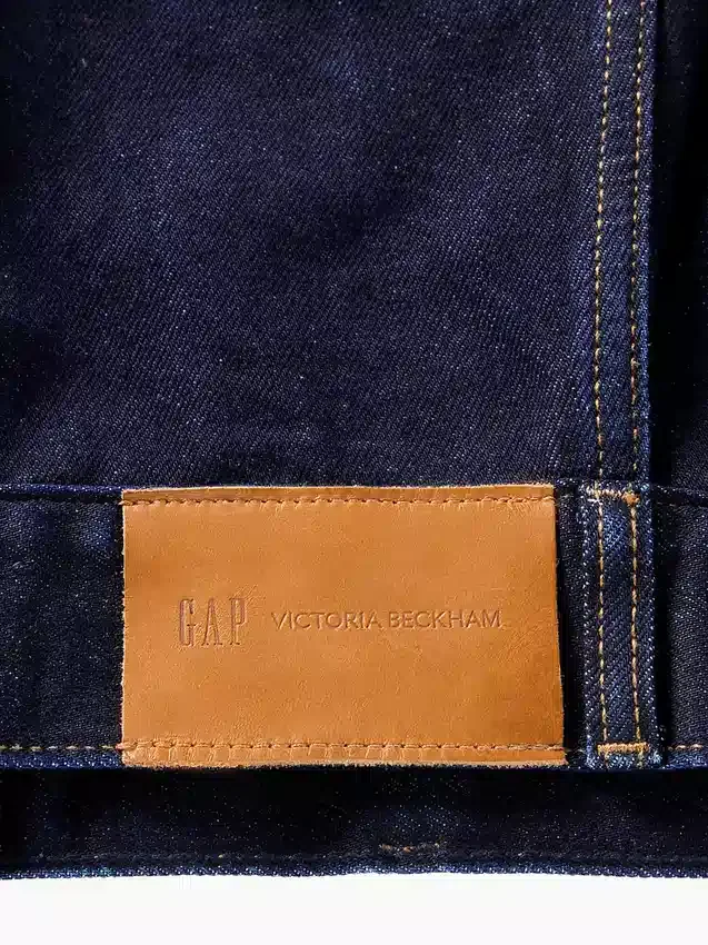 Chaqueta de mezclilla corta y holgada GAP × Victoria Beckham