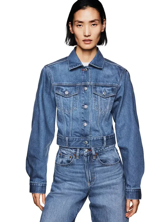 Chaqueta de mezclilla corta y holgada GAP × Victoria Beckham