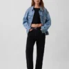 Chaqueta de mezclilla icónica de corte oversize