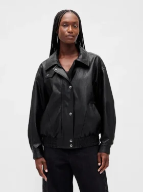 Chaqueta oversize de cuero vegano