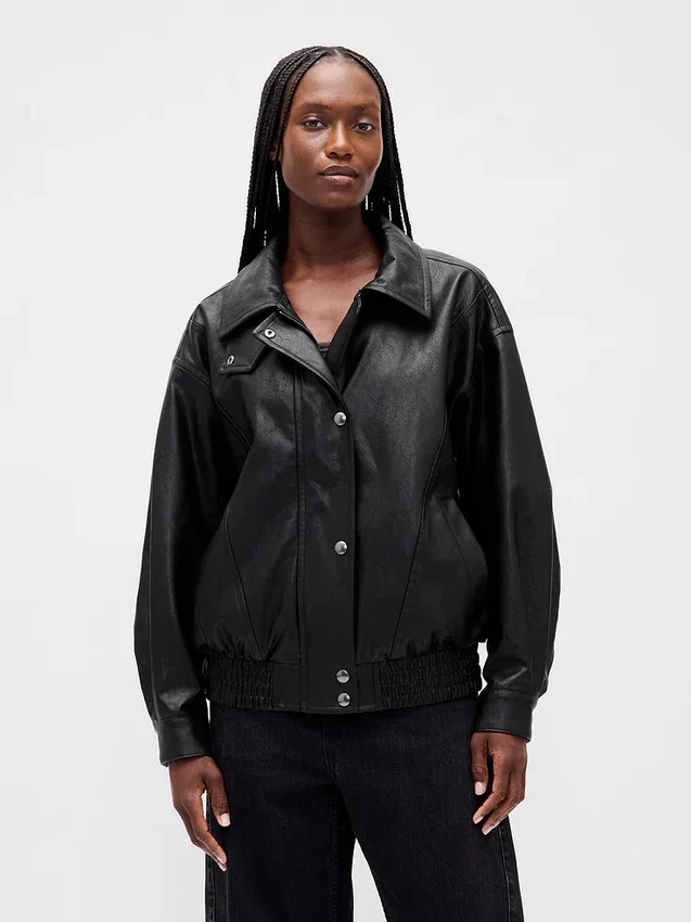 Chaqueta oversize de cuero vegano