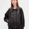 Chaqueta oversize de cuero vegano