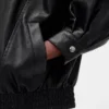 Chaqueta oversize de cuero vegano