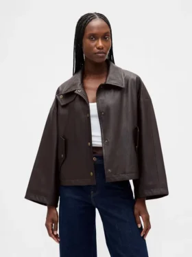 Chaqueta swing de cuero vegano
