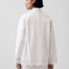 Chaqueta tipo camisa holgada con dobladillo de ojales