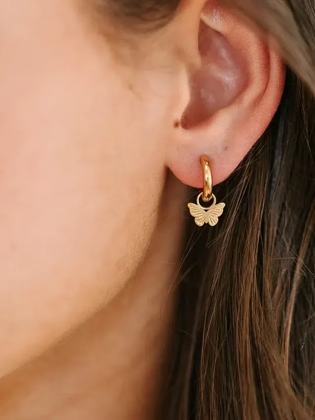 Colgante clásico de mariposa de Pierced Co para aretes tipo huggie