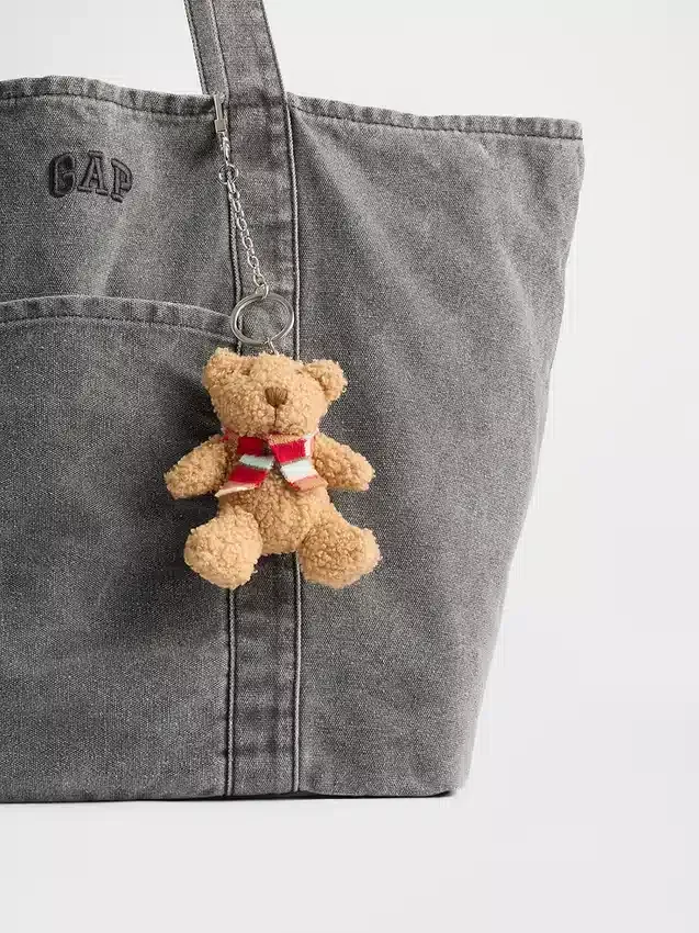 Colgante para bolso con bufanda del oso Brannan