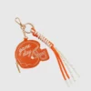 Colgante para bolso con forma de casco de Shiraleah