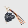 Colgante para bolso con forma de casco de Shiraleah