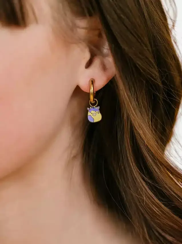 Colgantes Benito de Squishmallows de Pierced Co para aretes tipo huggie
