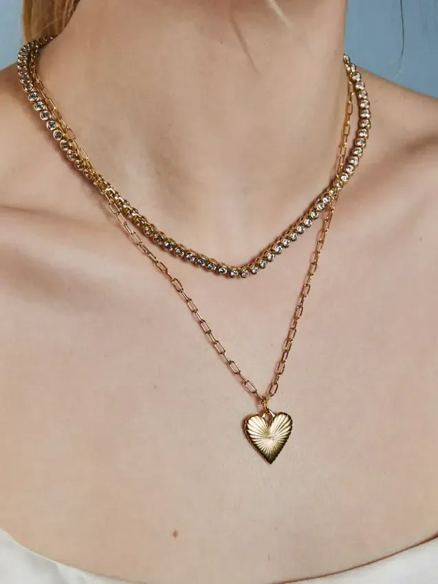 Collar «Corazón pequeño acanalado de oro» de Hart