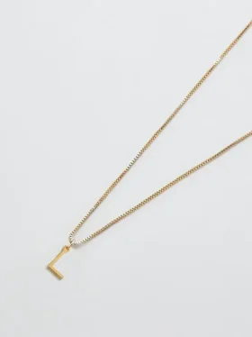 Collar delicado con iniciales de Admiral Row