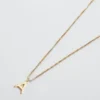 Collar delicado con iniciales de Admiral Row