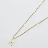 Collar delicado con iniciales de Admiral Row