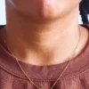 Collar delicado con iniciales de Admiral Row