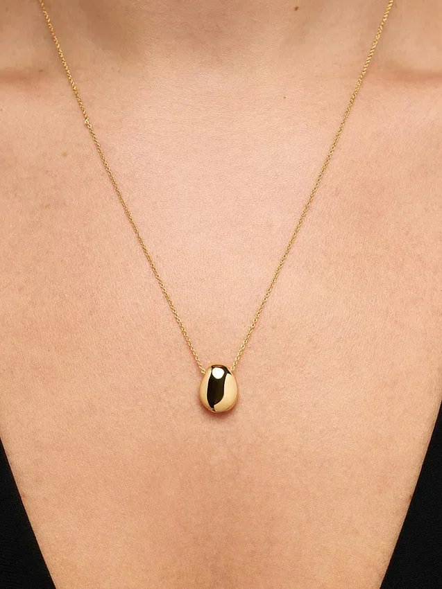 Collar Mini Pebble de oro de Ana Luisa
