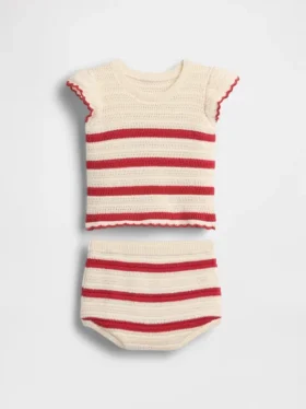 Conjunto de bebé con rayas de ganchillo