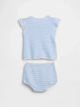Conjunto de bebé con rayas de ganchillo