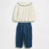 Conjunto de blusa con cuello y pantalones sin bragueta para bebé