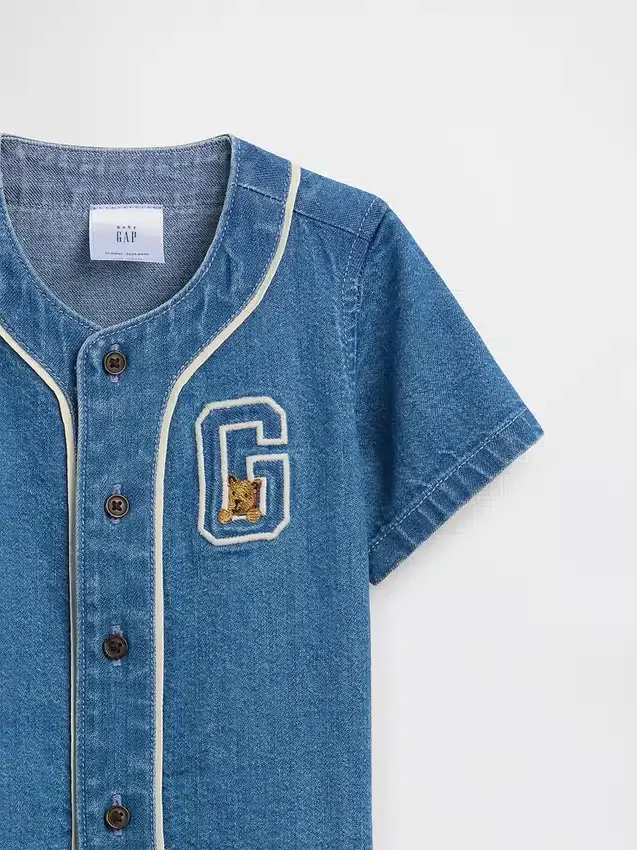 Conjunto de denim estilo universitario para bebé
