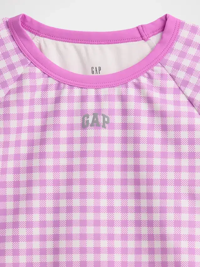 Conjunto de dos piezas de traje de baño con camiseta protectora para niños