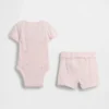 Conjunto de pantalones cortos y body «Grow-With-Me» de Tinyrib para bebé