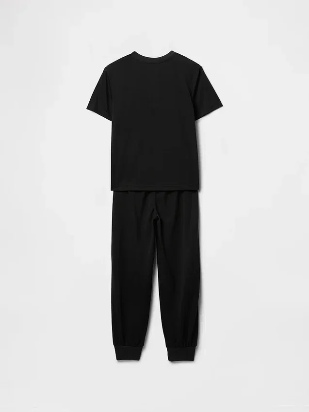 Conjunto de pijama con pantalones tipo jogger reciclados para niños
