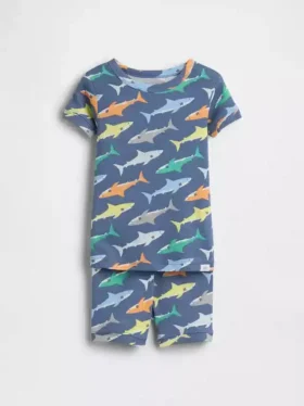 Conjunto de pijama de algodón orgánico cepillado con estampado de tiburón para bebés y niños pequeños en pantalones cortos