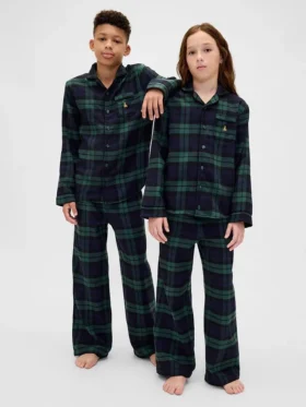 Conjunto de pijama de franela reciclada para niños