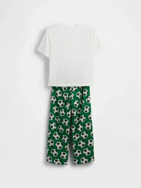 Conjunto de pijama reciclado para niños