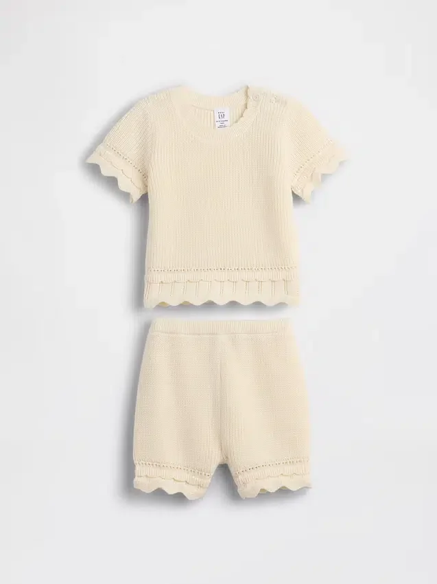 Conjunto de ropa de ganchillo para bebé