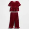 Conjunto de terciopelo con volantes para bebés y niños