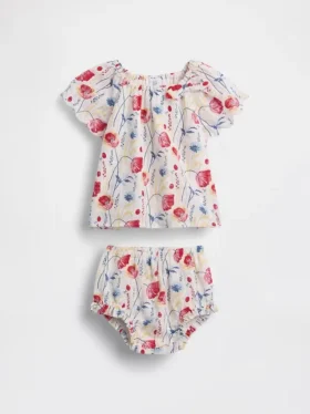 Conjunto floral para bebé