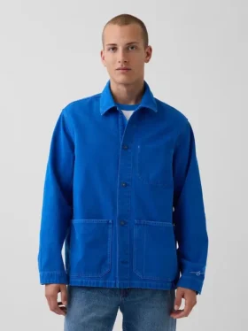 Consigue la chaqueta de trabajo holgada azul