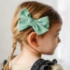 El juego de broches con moño Kayla