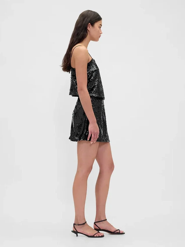 Faldita-pantalón mini con lentejuelas