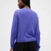 GAP × Disney: «La pesadilla antes de Navidad» de Tim Burton, cárdigan CashSoft con calaveras