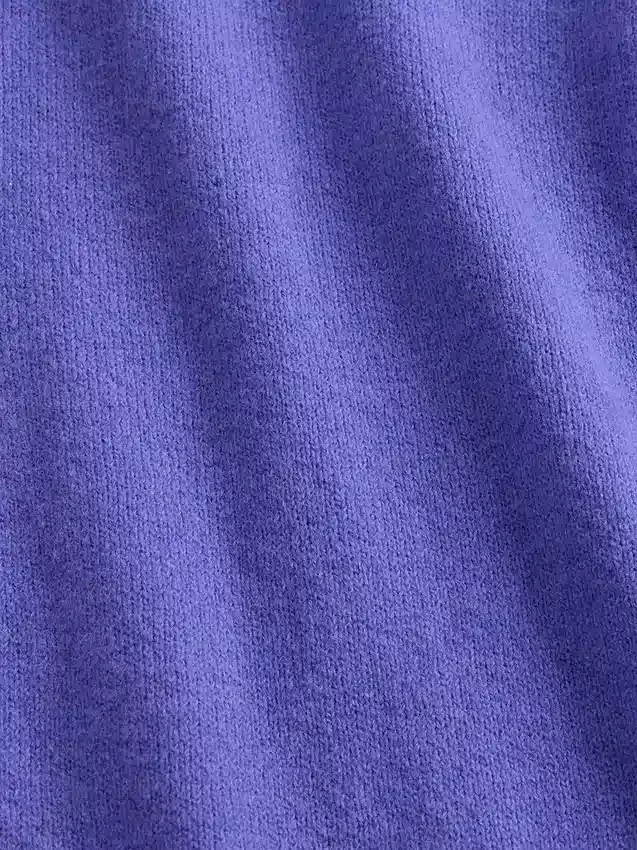 GAP × Disney: «La pesadilla antes de Navidad» de Tim Burton, cárdigan CashSoft con calaveras