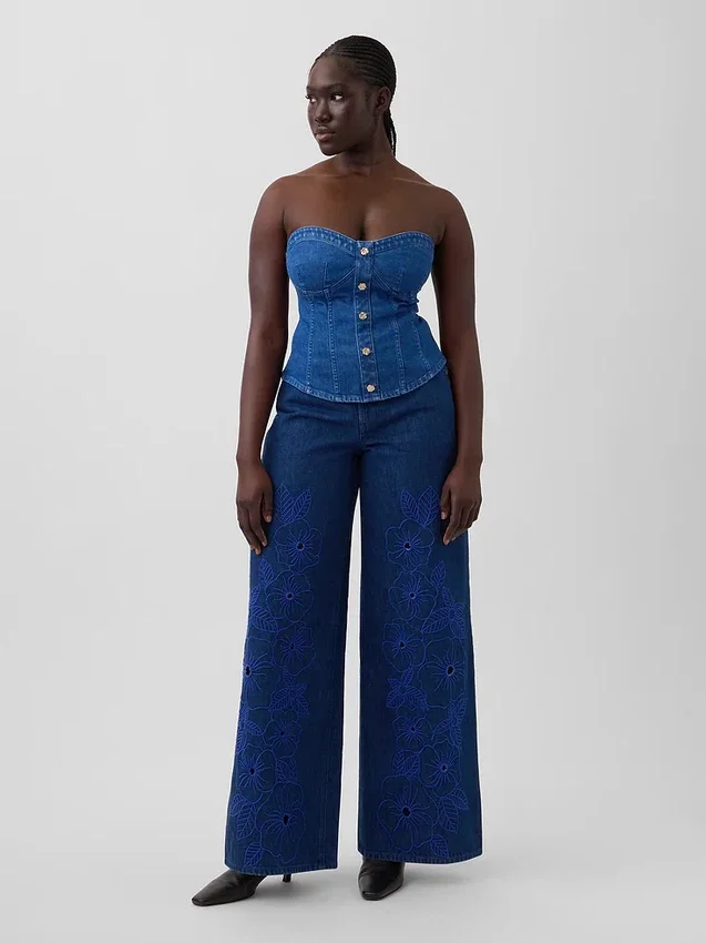 GAP × Hfr: vaqueros extra holgados de talle bajo con estampado floral de Atelier Ndigo