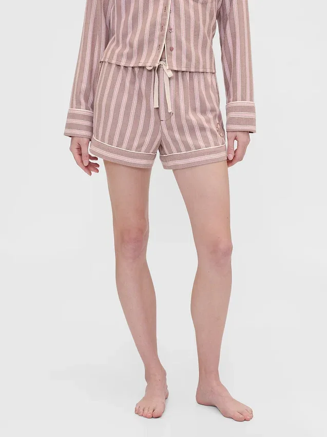 Gap × Summer Fridays: Pantalones cortos de pijama de franela a rayas