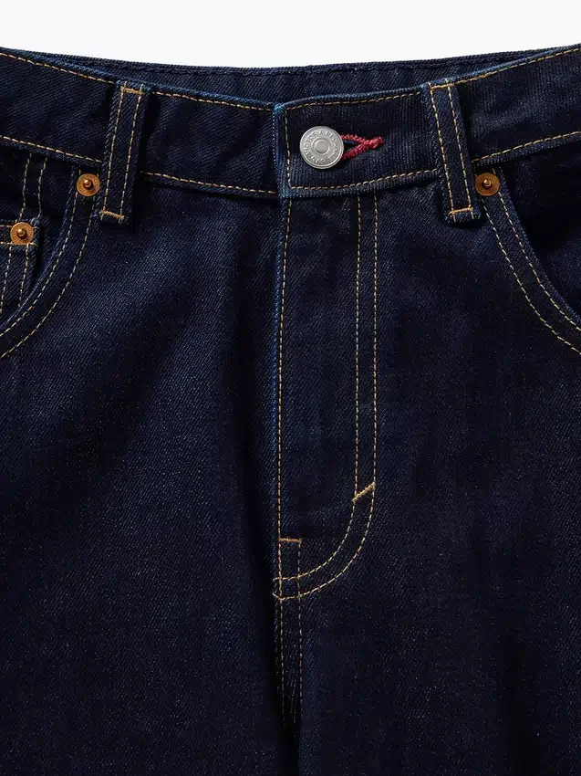 GAP × Victoria Beckham: vaqueros rectos de talle alto
