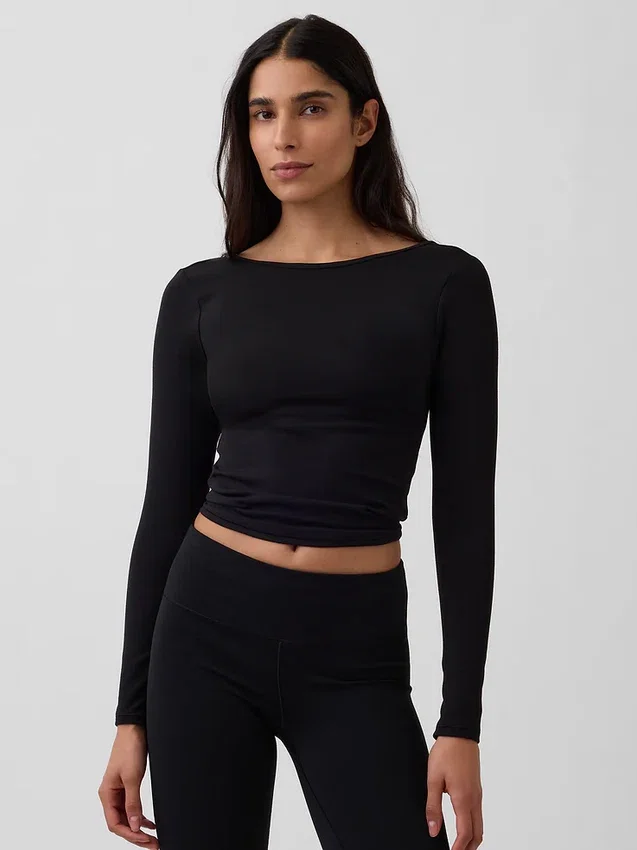 GapFit Smooth con cuello de barco en camisea