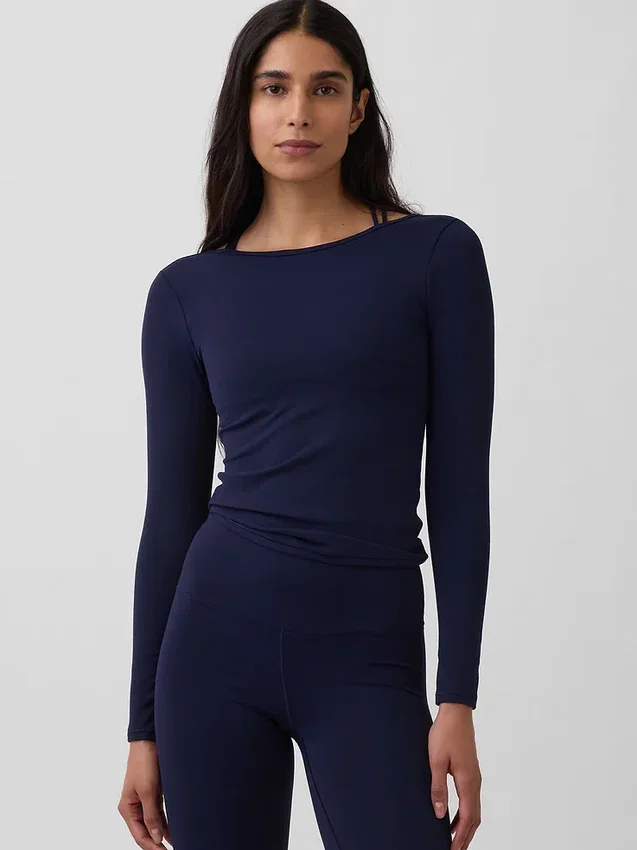 GapFit Smooth con cuello de barco en camisea