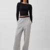 GapFit Smooth con cuello de barco en camisea